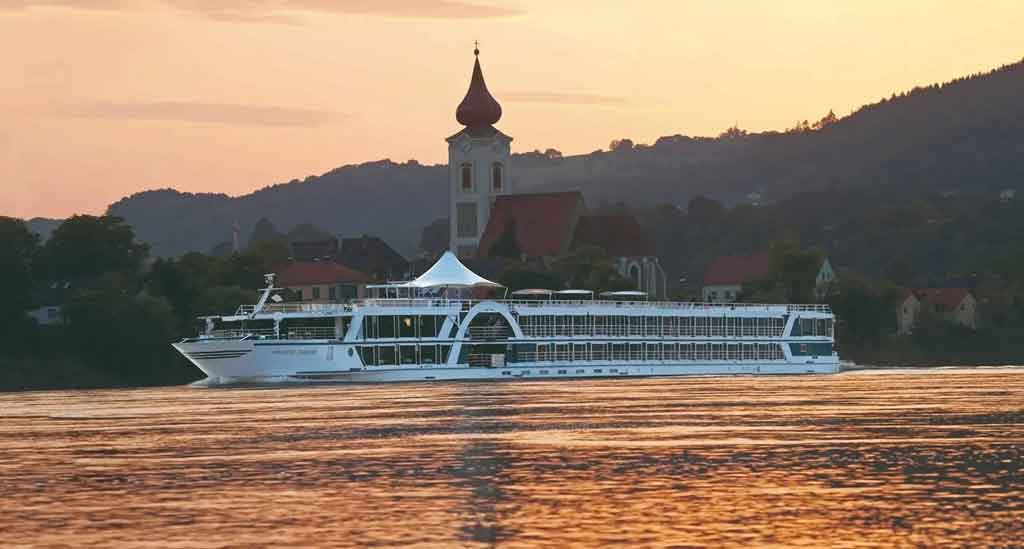 Uw varende hotelschip Amadeus Diamond