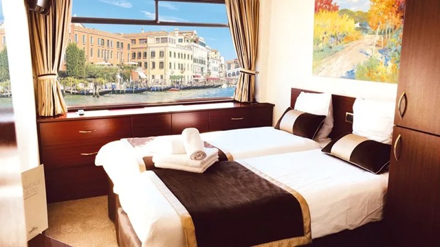 Bovendek 2 scheidbare bedden