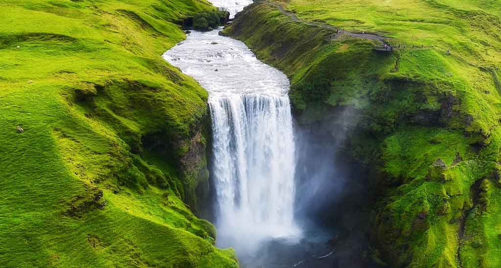 Skogafoss-waterval